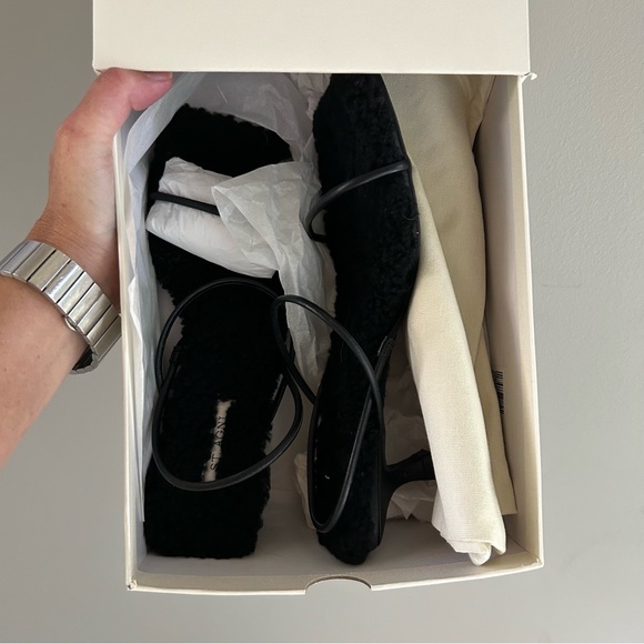 🔥NIB St Agni 🔥Black Shearling Leather Slingback Kitten Heel Sandals Size 38 - Picture 11 of 11